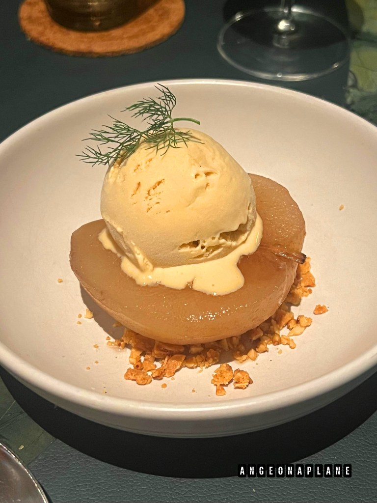 Dessert at Silky Oaks lodge