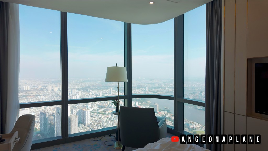The view from the panorama king room at Vinpearl Landmark 81