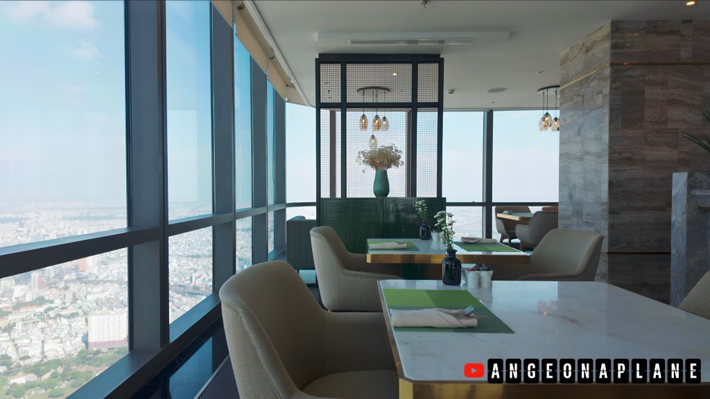 The lounge at Vinpearl Landmark 81